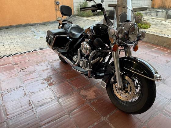 HARLEY-DAVIDSON ROAD KING CLASSIC HARLEY-DAVIDSON ROAD KING CLASSIC